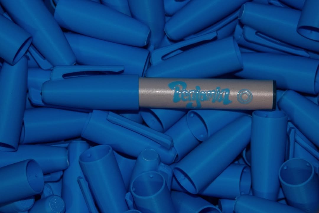 Penjamin Live Rosin Disposable Vape 0.5G – Blue Nerdz Flavor (90u–120u Premium Extract) Penjamin Live Rosin Disposable Vape 0.5G – Blue Nerdz Flavor (90u–120u Premium Extract)